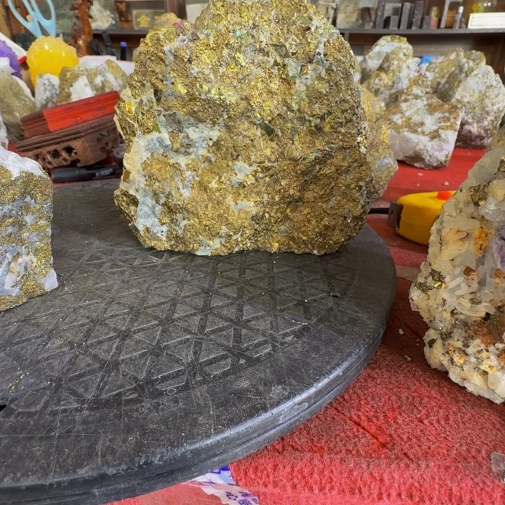 临***介金属 哟哟哟哦哦哟哟