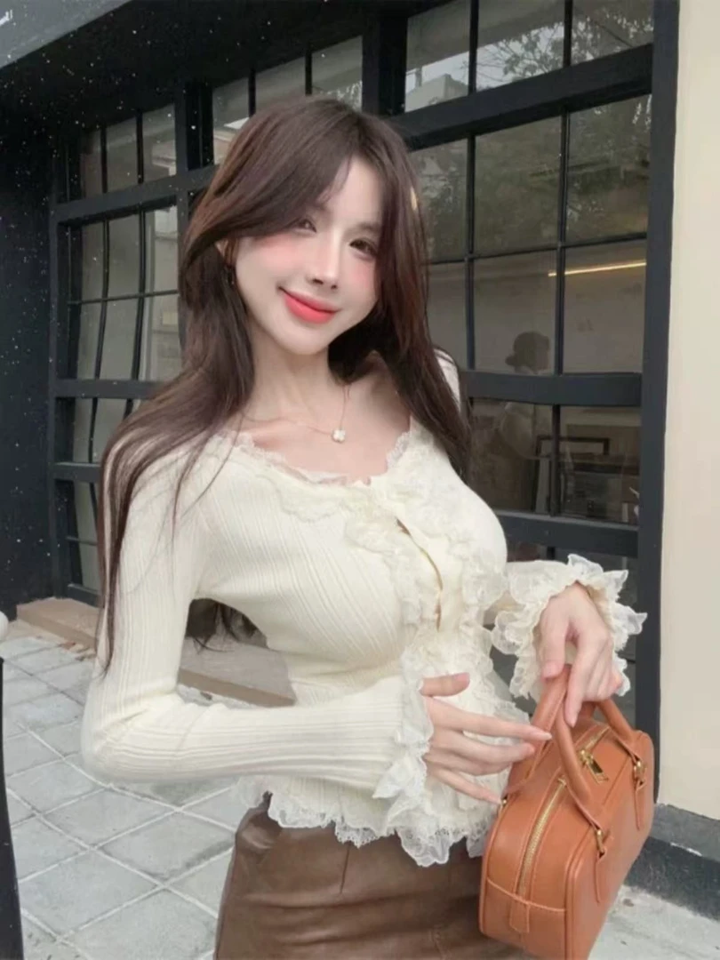 小香风法式喇叭袖针织衫女秋冬纯欲甜辣妹上衣蕾丝小衫打底衫内搭