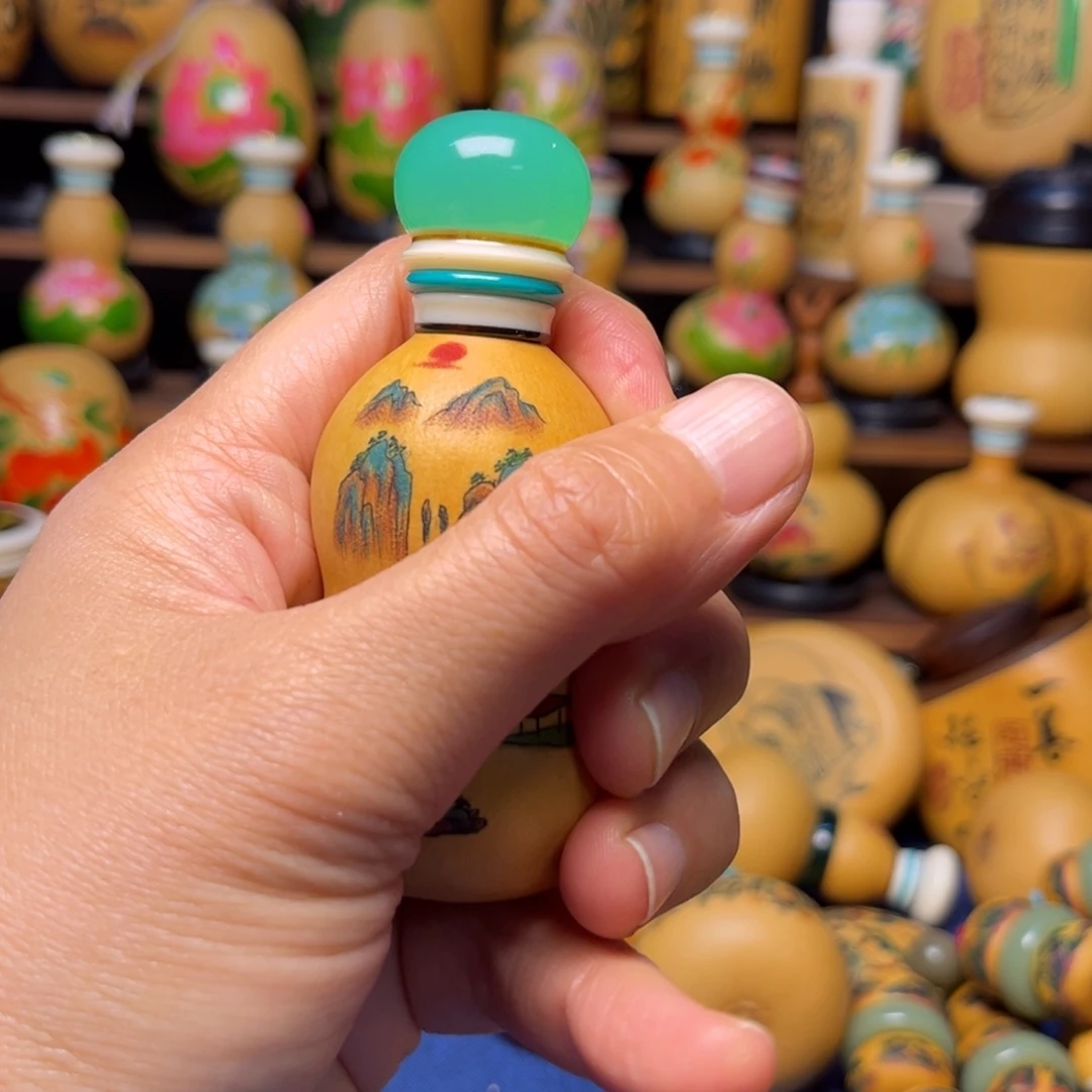 楊****大叶紫檀（黑酸枝木类）