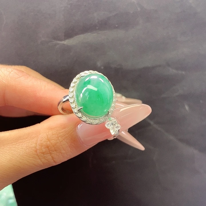 人***9石英质玉未镶嵌戒指