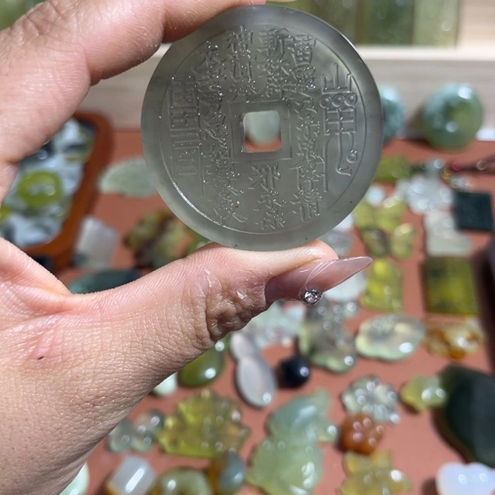 蛇纹石玉合金颈饰