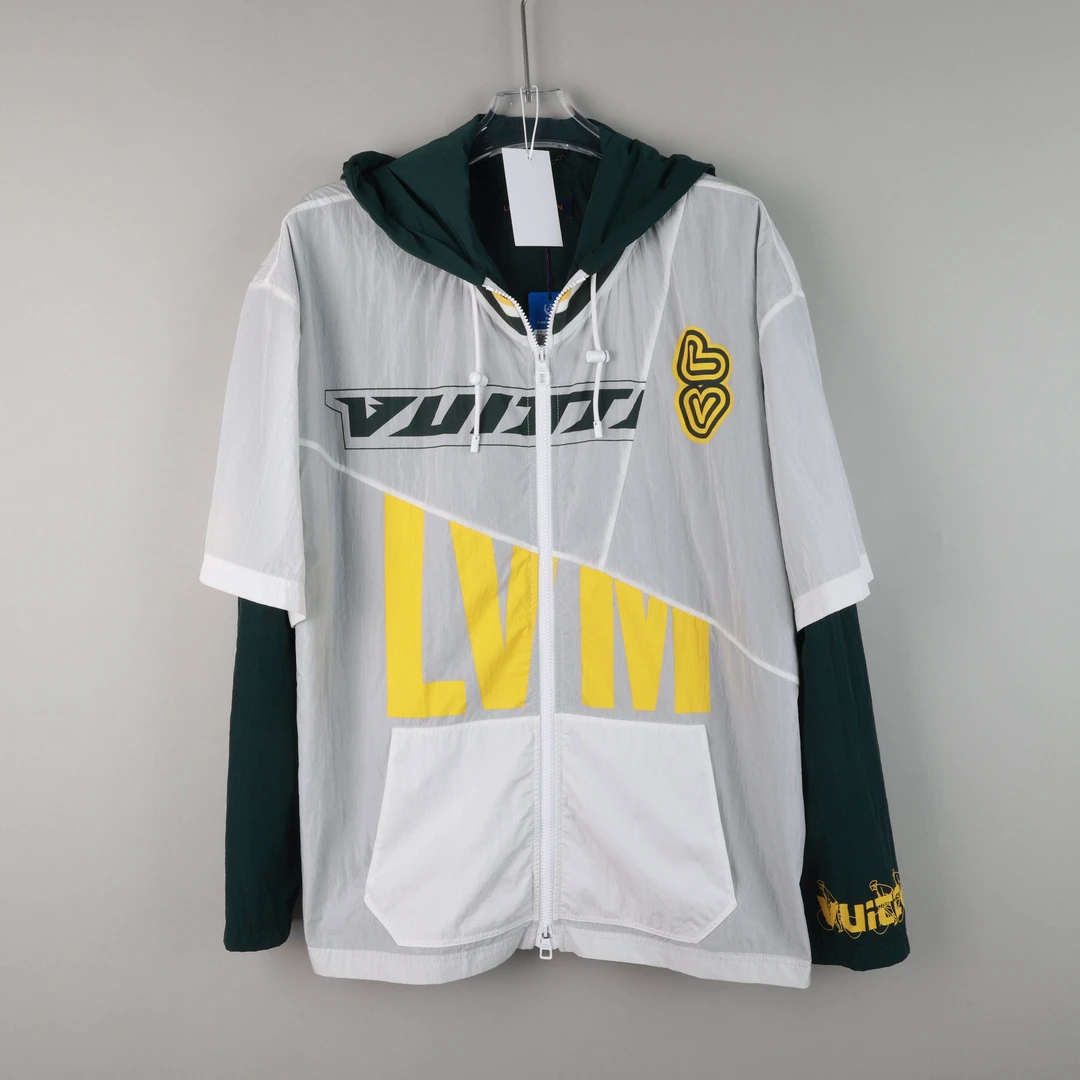 99新 LouisVuitton/路易威登 冲锋衣拼接外套 /46码/13864669