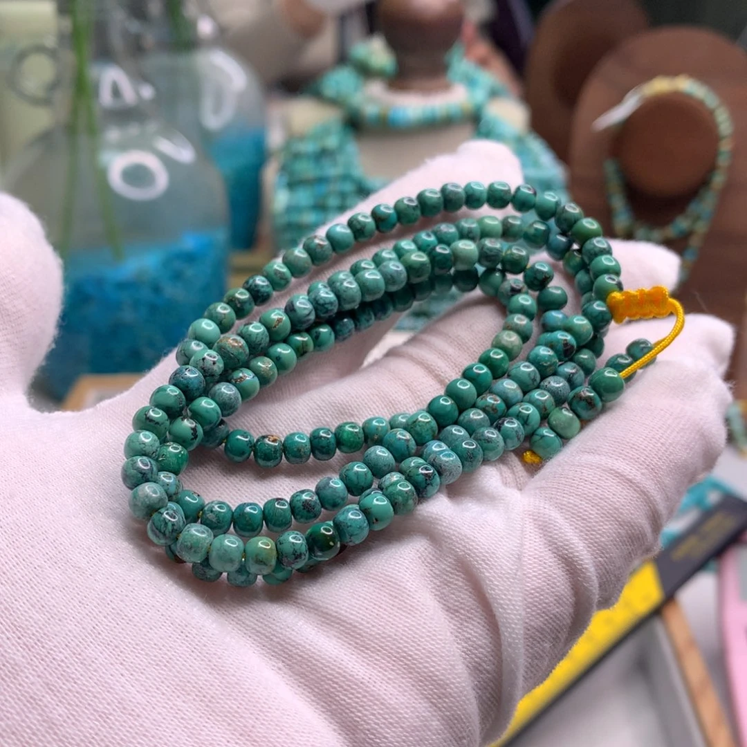 绿松石未镶嵌饰品