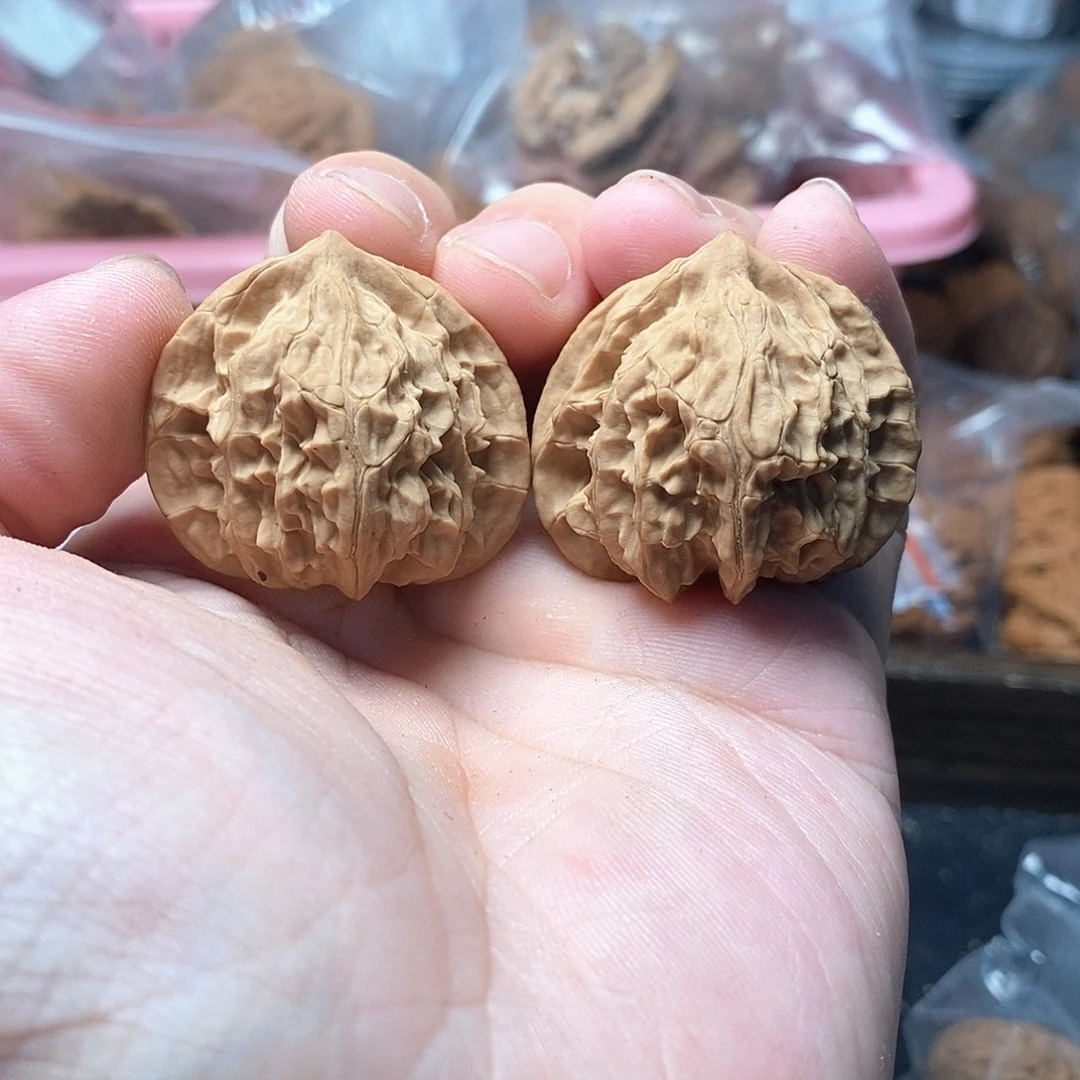 全***萃1文玩核桃莲花马蹄35-03