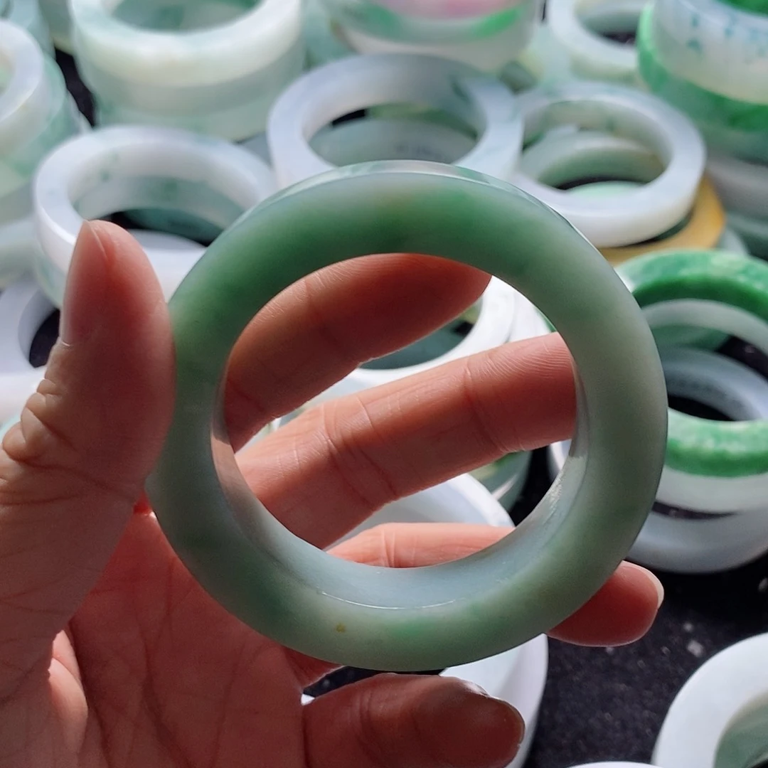 定制翡翠A货未镶嵌嘻***奏