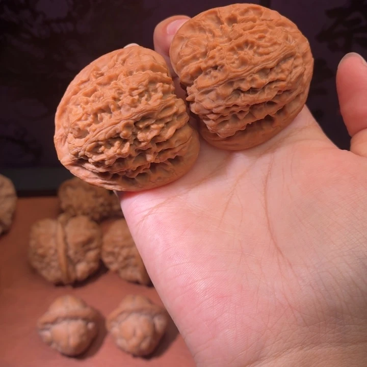 *****文玩核桃吊坠南疆