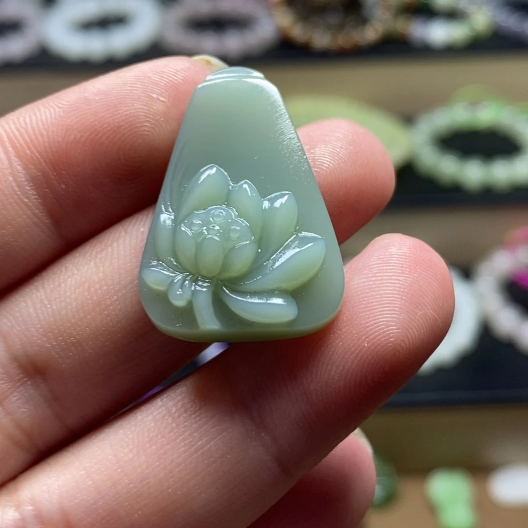 和田玉（碧玉）未镶嵌颈饰