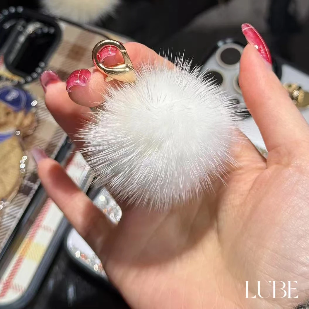 【白月光毛球】歪歪高定手工手机链试用于安卓苹果手机壳