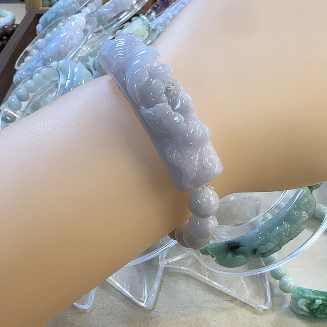 颈饰未镶嵌翡翠手牌