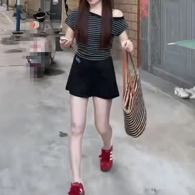 时尚潮流百搭精品女装zsx39692