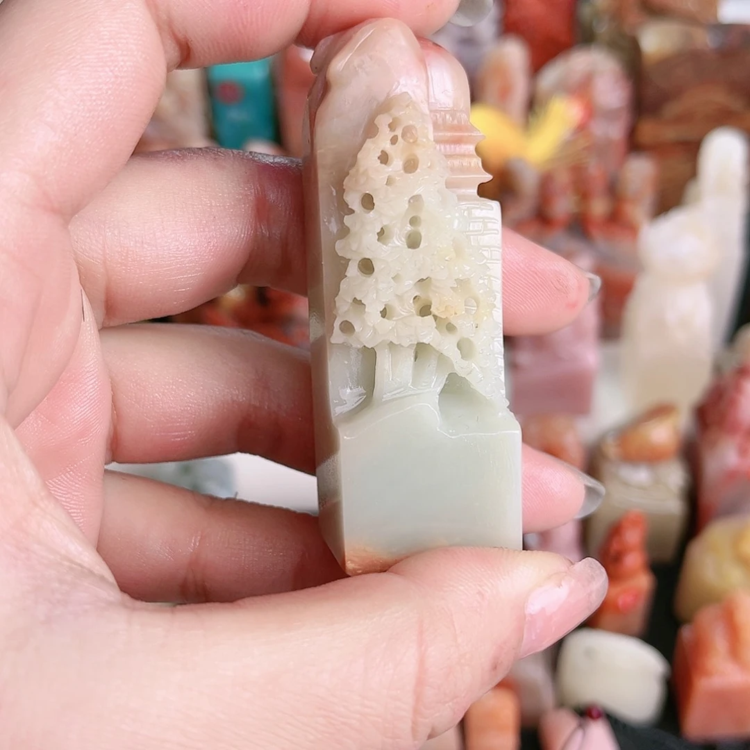 寿山石印石是****?山水的