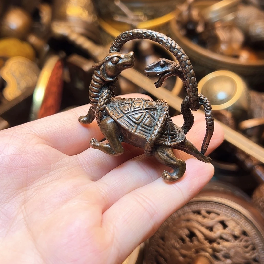 精美铜器工艺品等