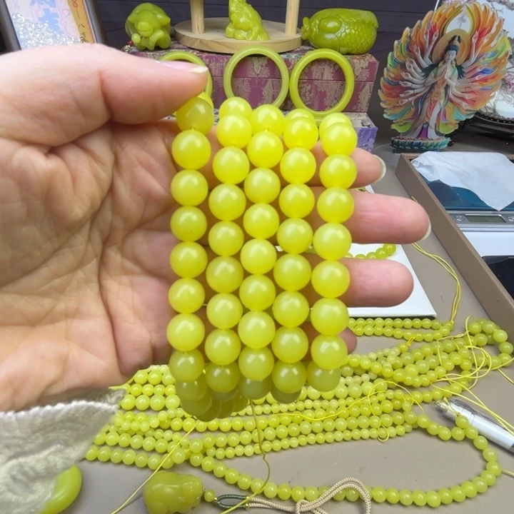 库***车新疆若羌黄口项链