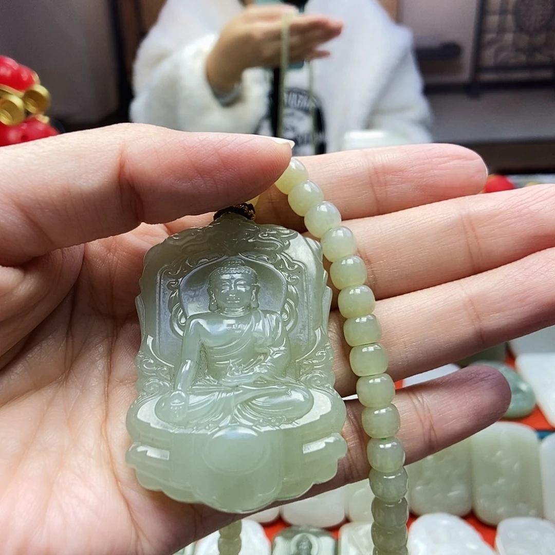 颈饰未镶嵌和田玉