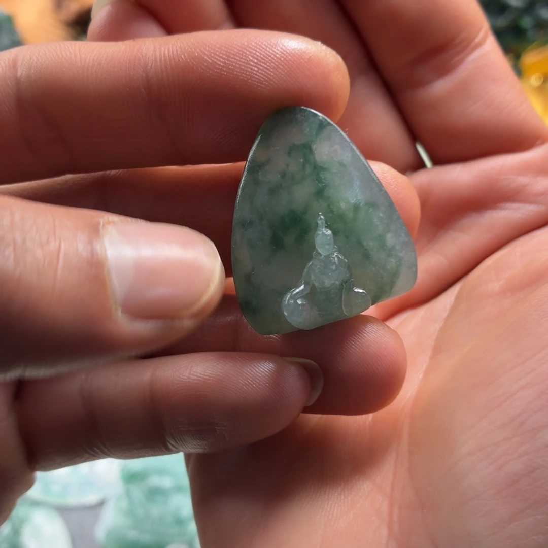 定制翡翠未镶嵌翡翠