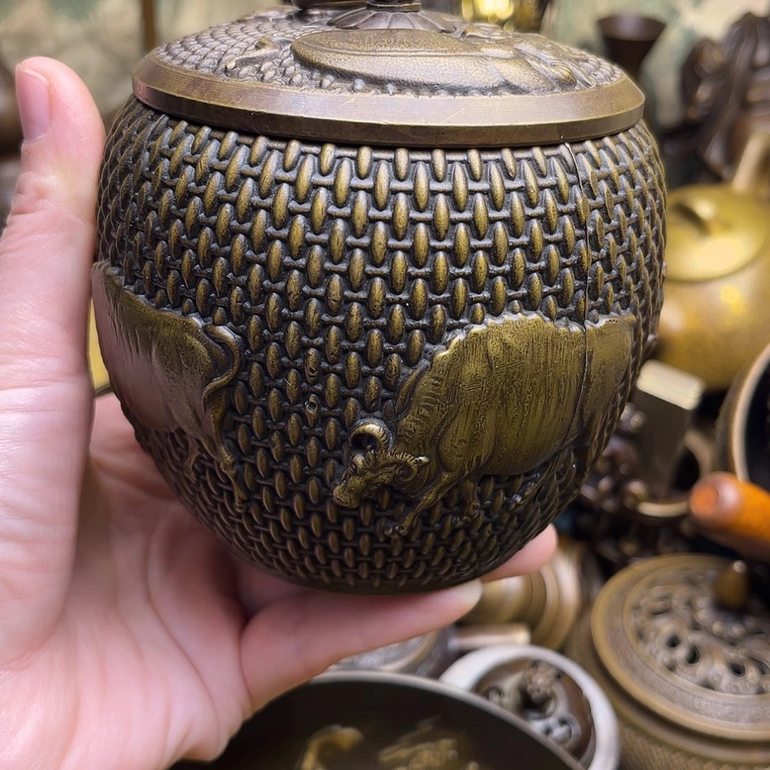 精美铜器批发档口