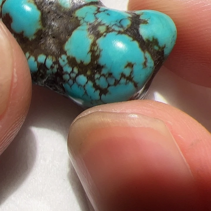 玻璃颈饰在这里的时候