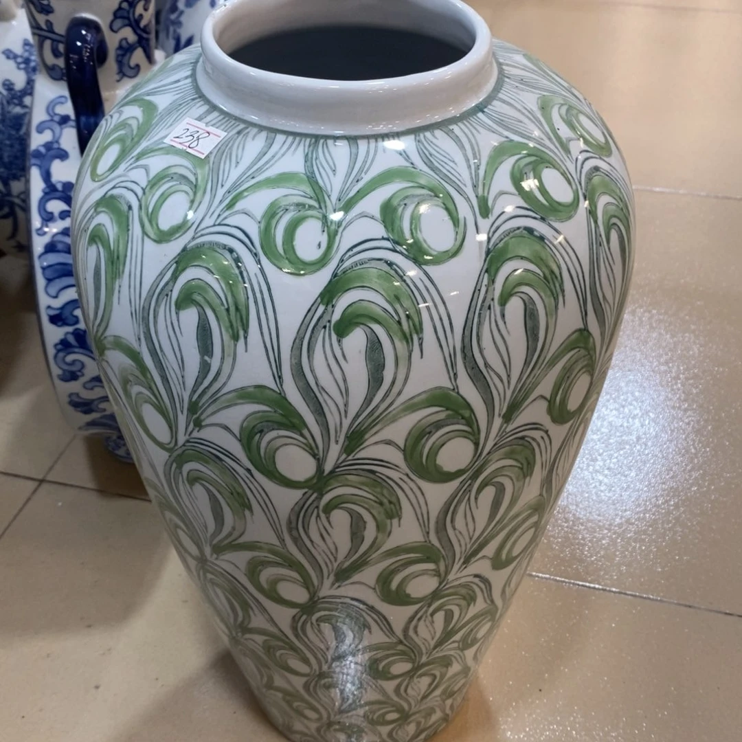 【闪购商品】陶瓷小****青花瓷花瓶一个