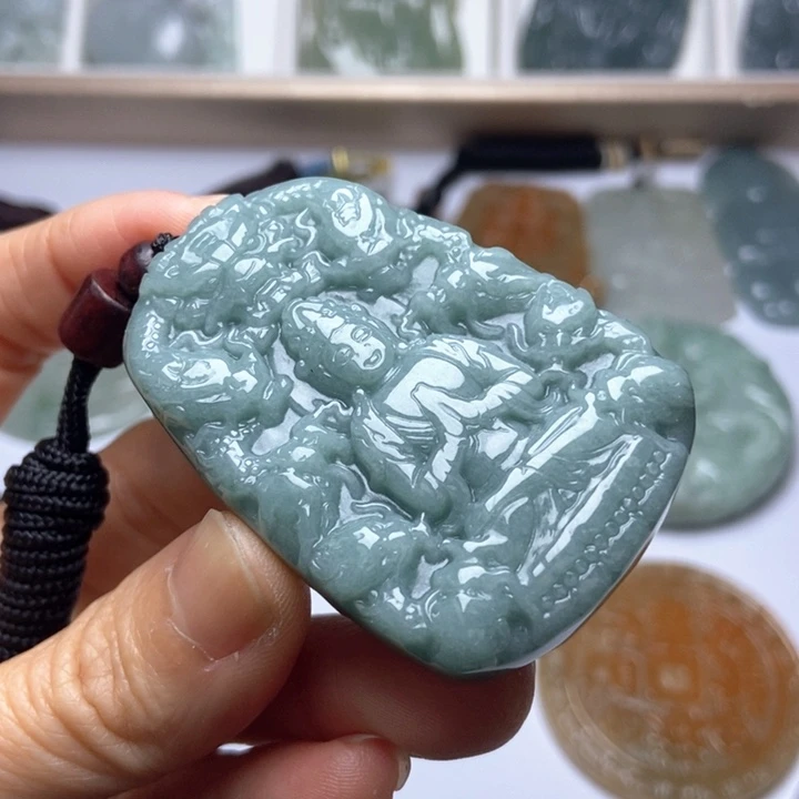 翡翠未镶嵌挂件翡翠