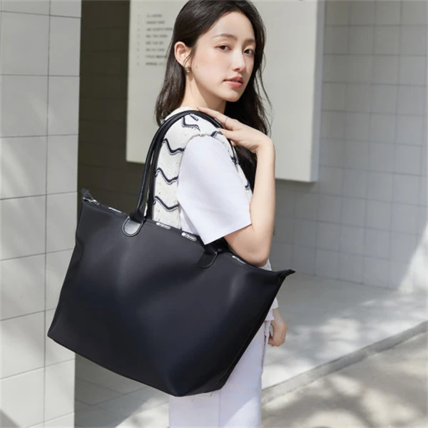 LeSportsac乐播诗25新款TRENDY潮流简约通勤大容量拉链单肩托特包