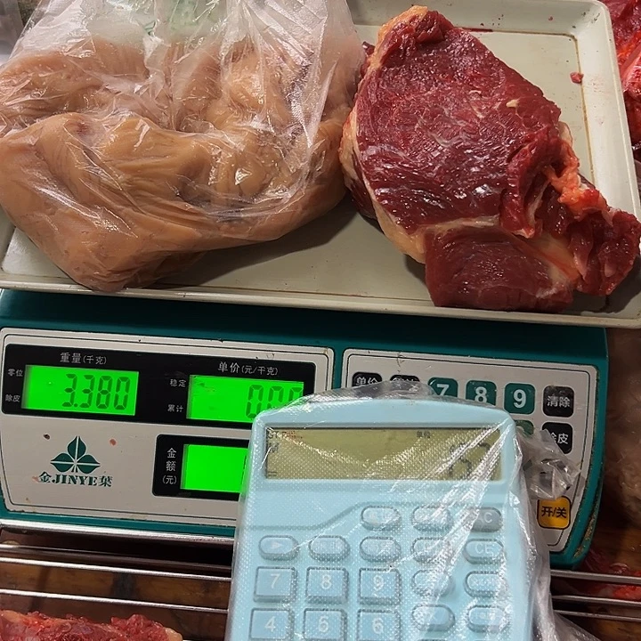 广西土耕马马肉、送马油沙姜小米辣12个月中国大陆