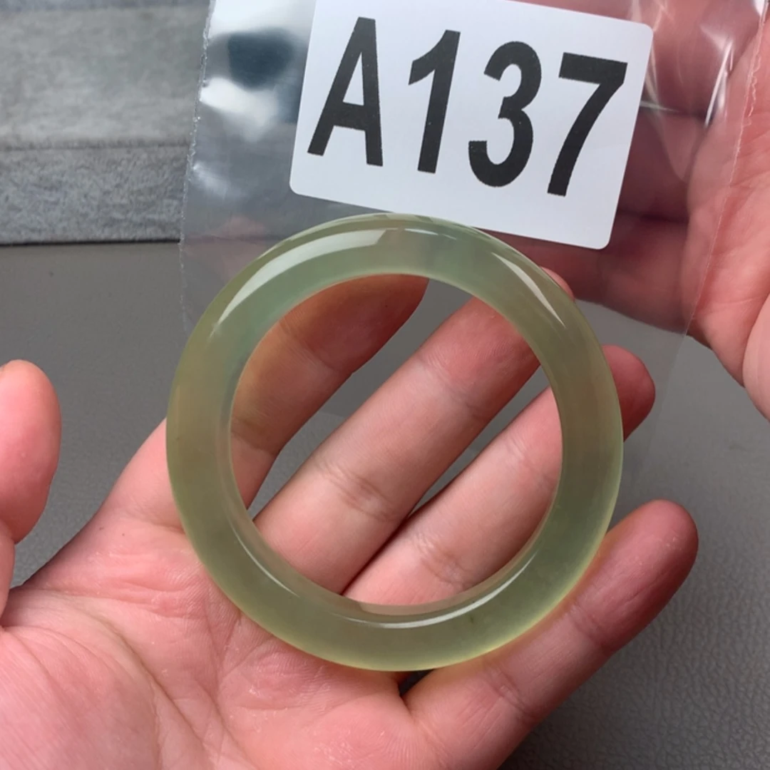 【闪购商品】未镶嵌蛇纹石玉岫玉