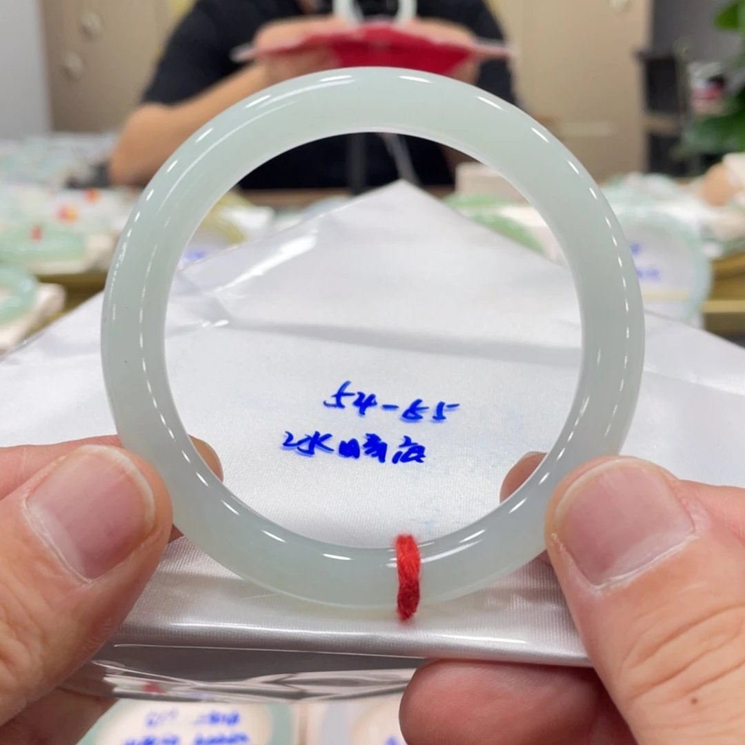 未镶嵌手镯翡翠翡翠