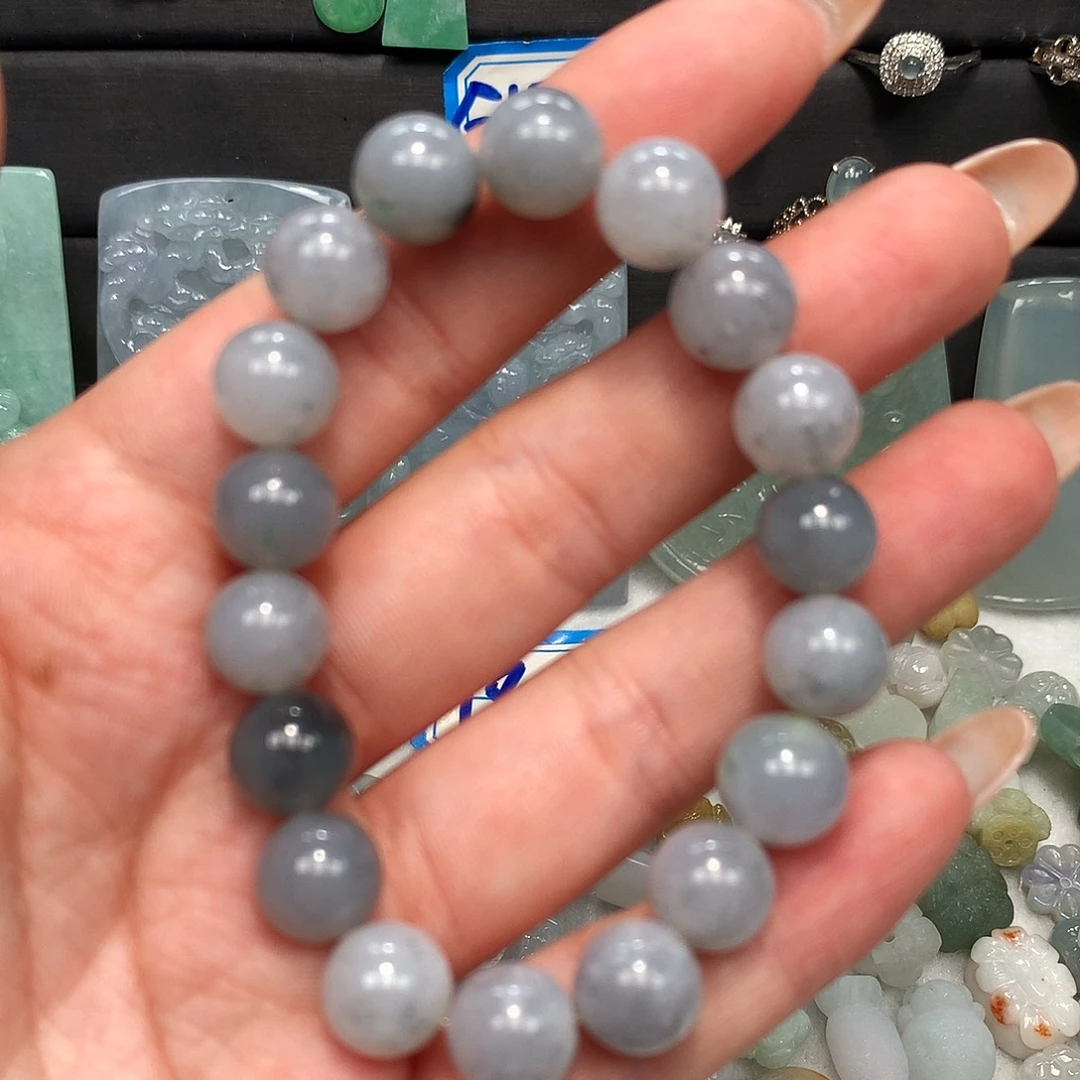 翡翠未镶嵌颈饰手串