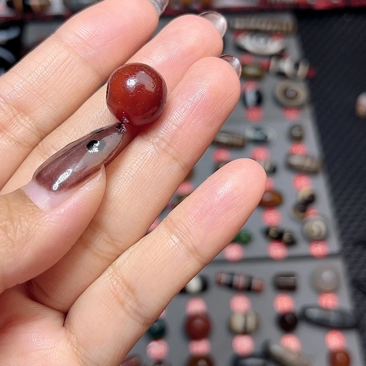 未镶嵌玛瑙/玉髓珠宝半成品羽**轩