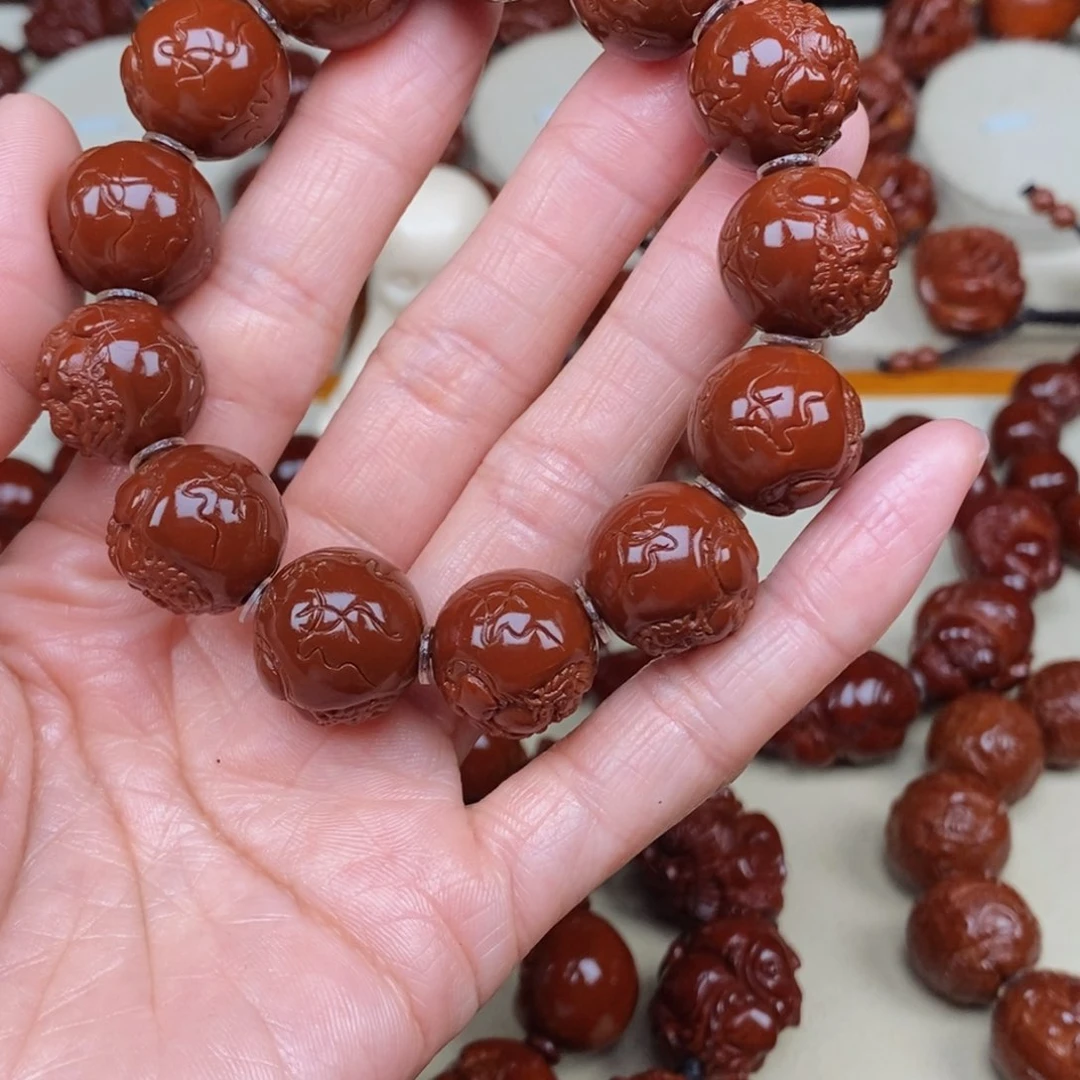 橄榄核吊坠?****头弥勒，