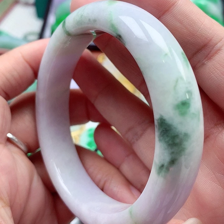 翡翠未镶嵌手镯翡翠