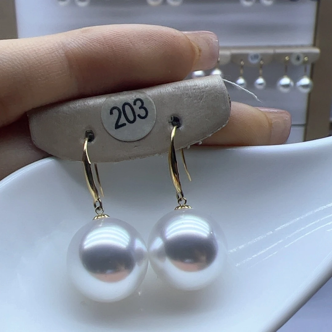 淡水珍珠耳饰18K金镶嵌