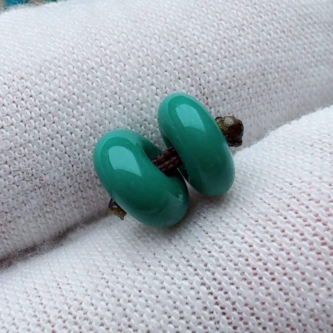 绿松石未镶嵌面包圈对珠7.4