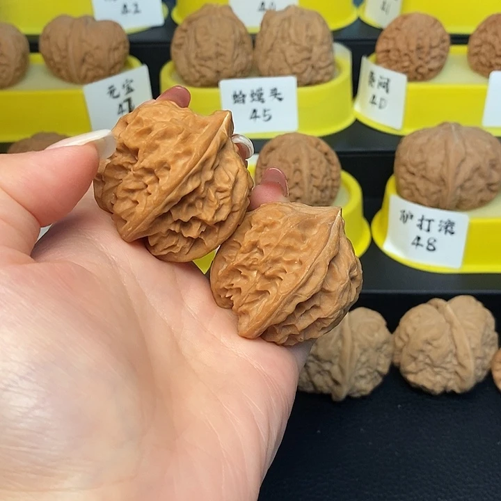 吊坠文玩核桃曹大龙