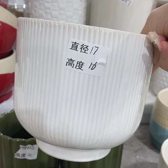 多肉绿植陶瓷花盆9.9包邮，有孔