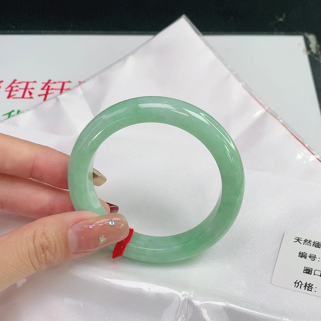 未镶嵌手镯翡翠521