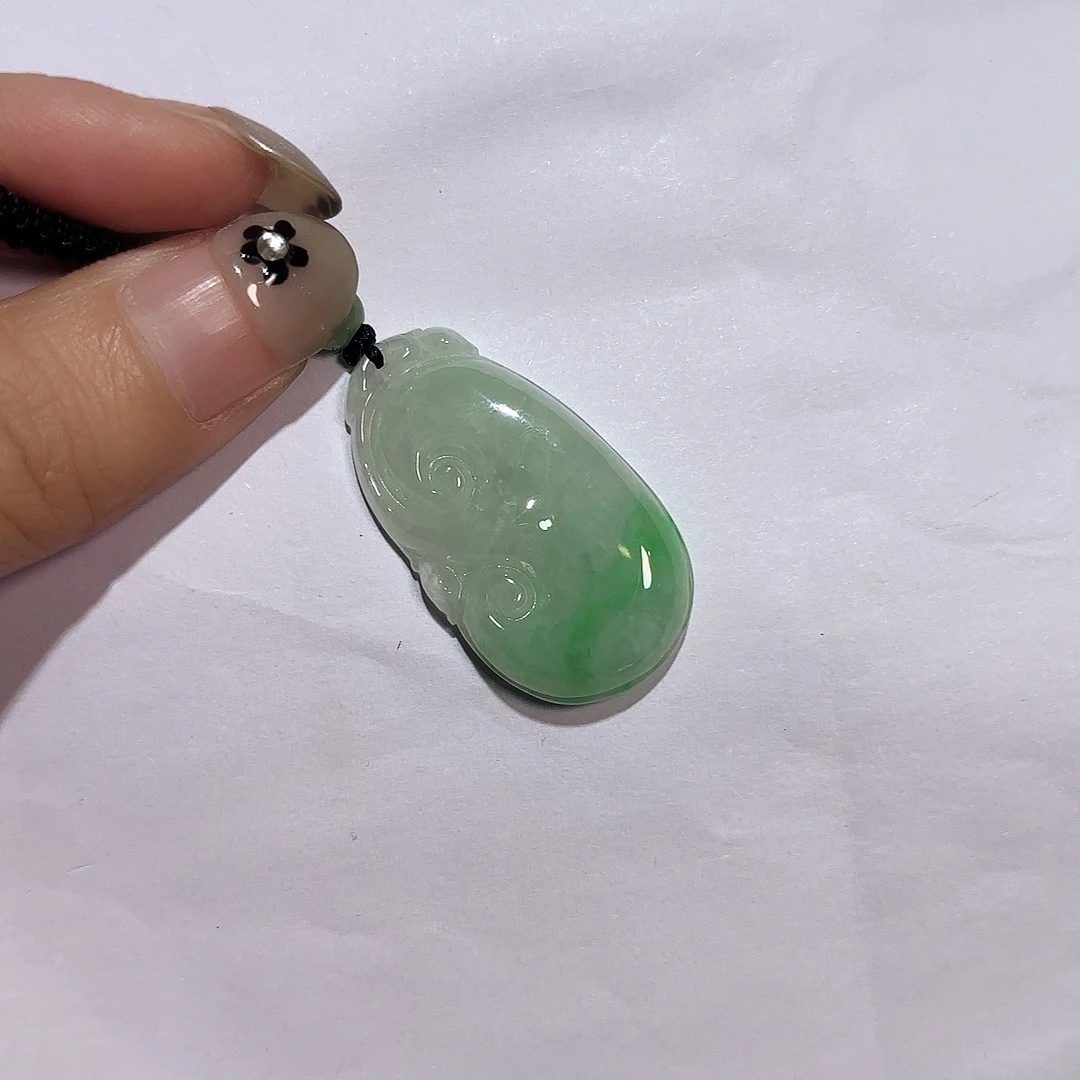 翡翠未镶嵌颈饰A货翡翠未镶嵌