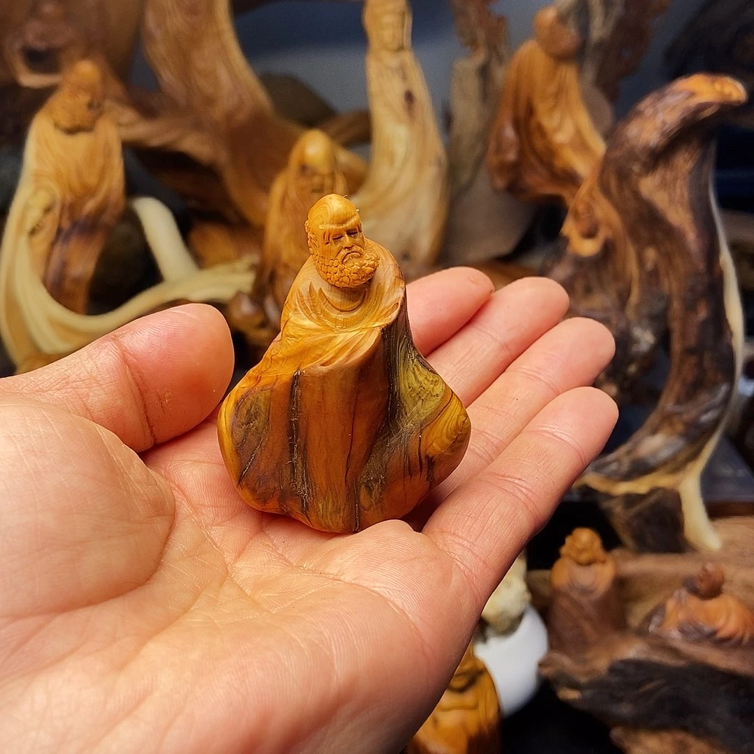 宝***区柏木一物一拍自带香味