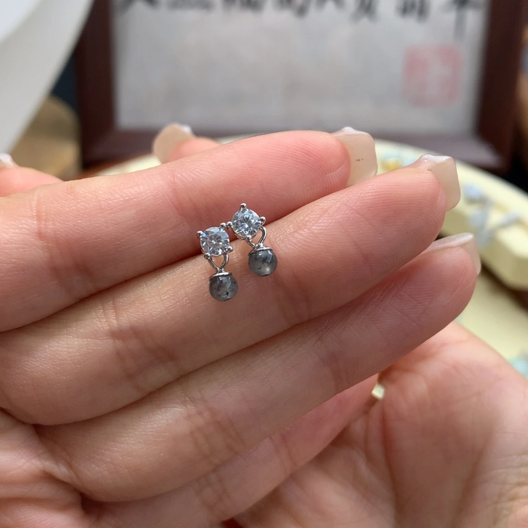 巨***子翡翠未镶嵌颈饰耳钉