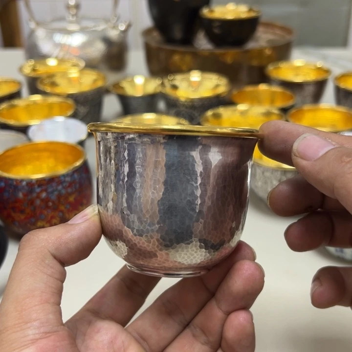 信****福李小鹤锤纹3克金杯