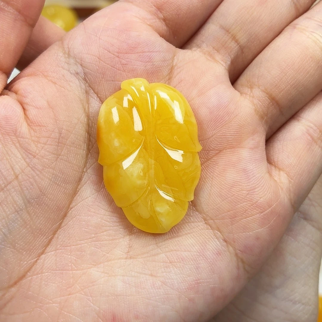 未镶嵌颈饰蜜蜡焦皮浓蜡妖花叶子