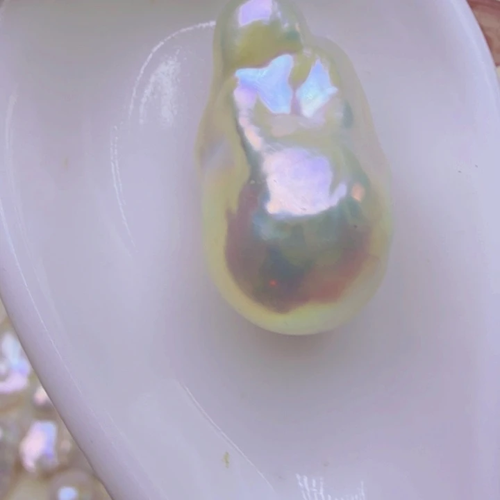 淡水珍珠未镶嵌颈饰