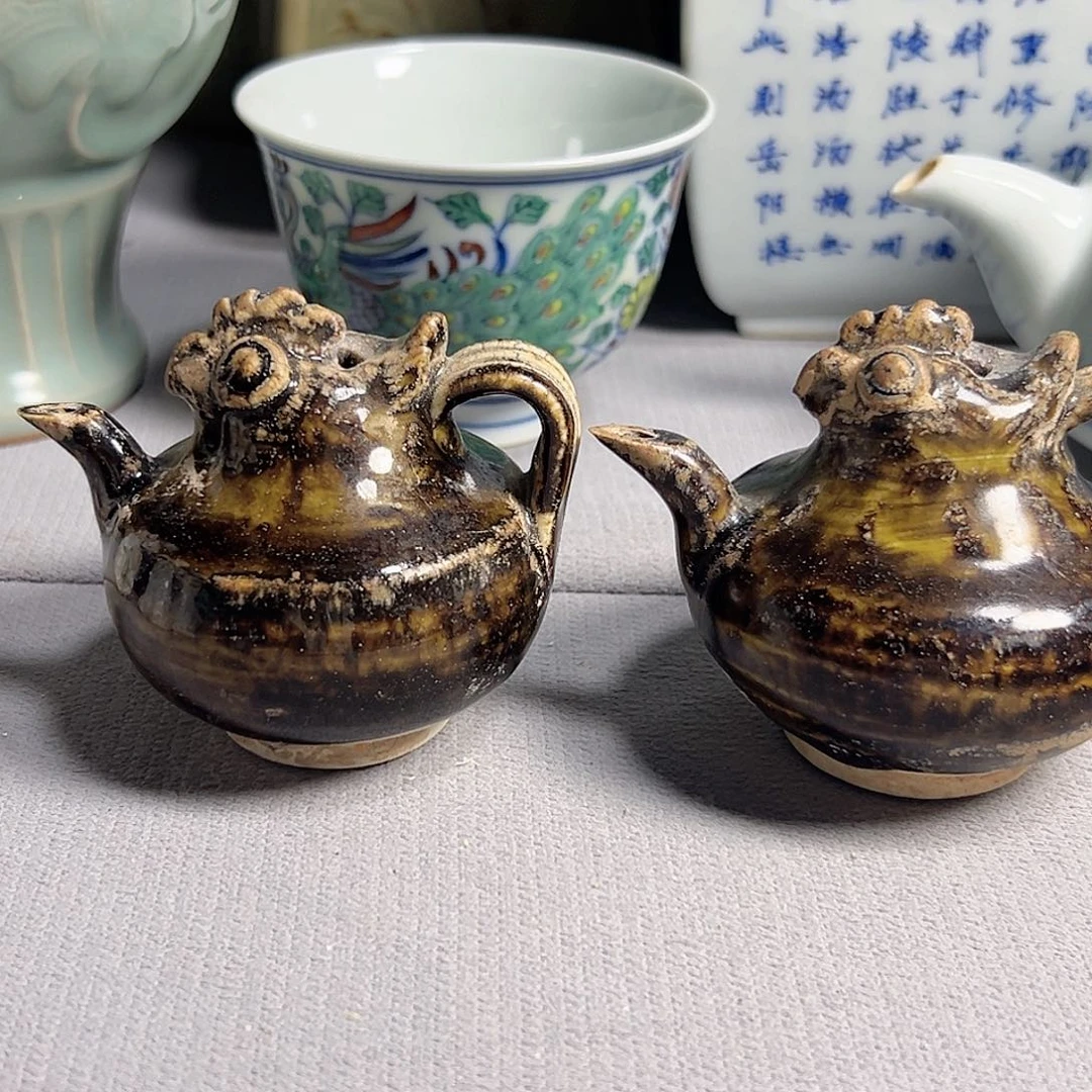 水滴黑釉小鸡的水滴一对