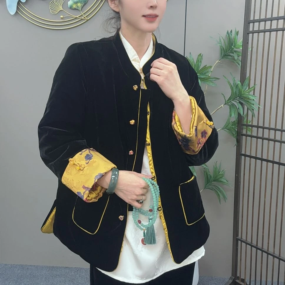 三姐家2025秋冬款新中式盘扣拼接净版丝绒加棉外套