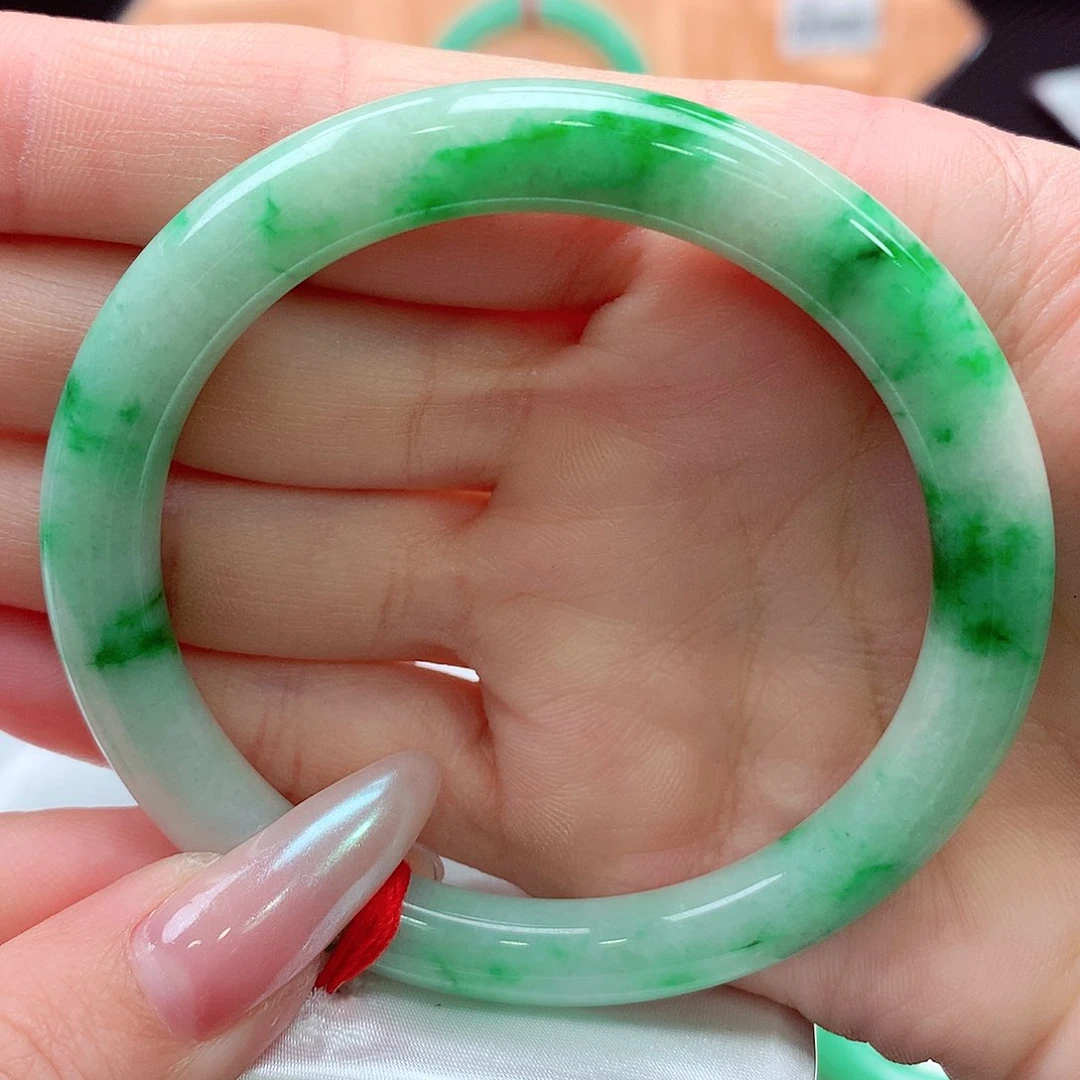 未镶嵌手镯翡翠翡翠