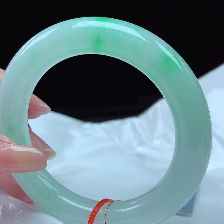 翡翠未镶嵌手镯52圆1217