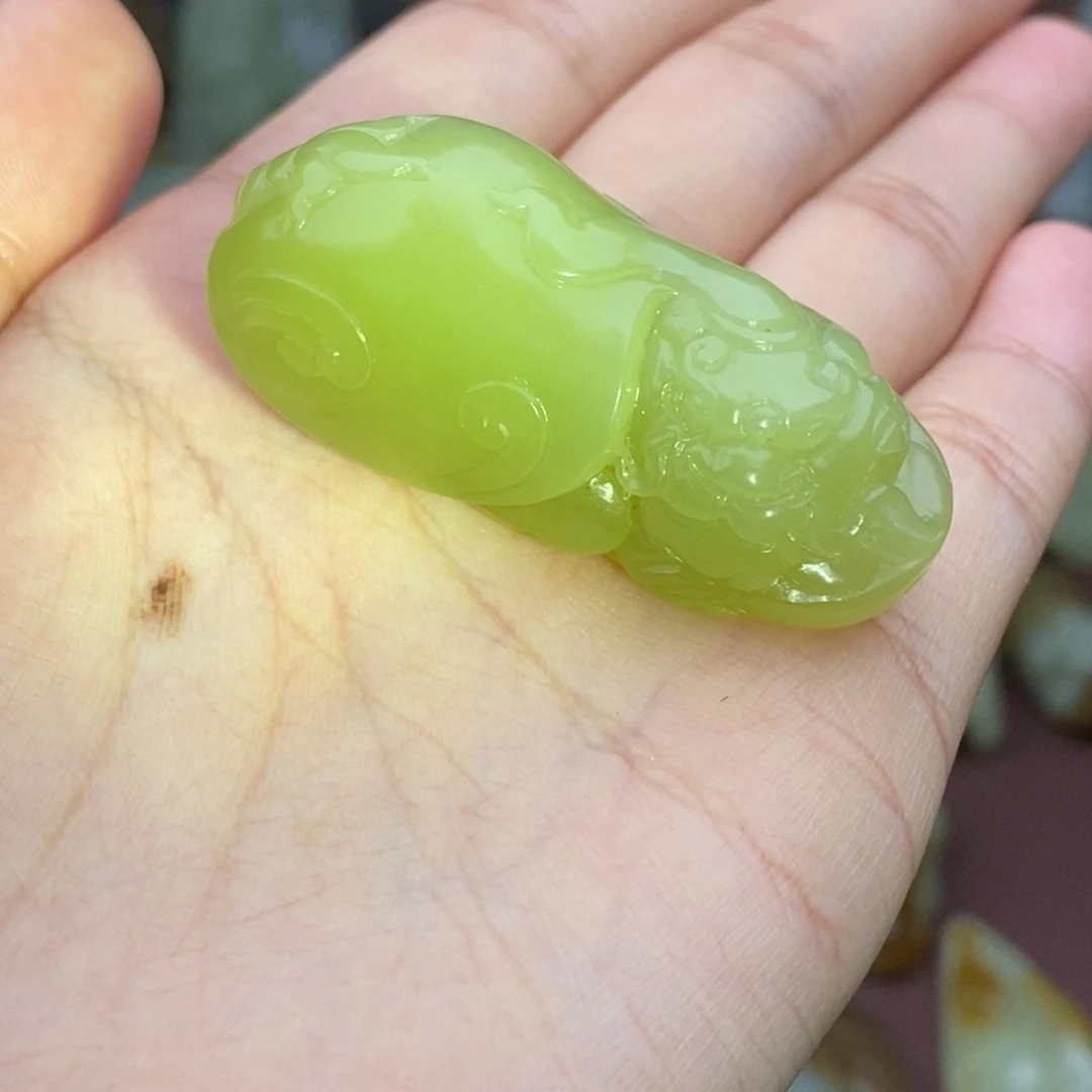 和田玉（糖玉）未镶嵌颈饰