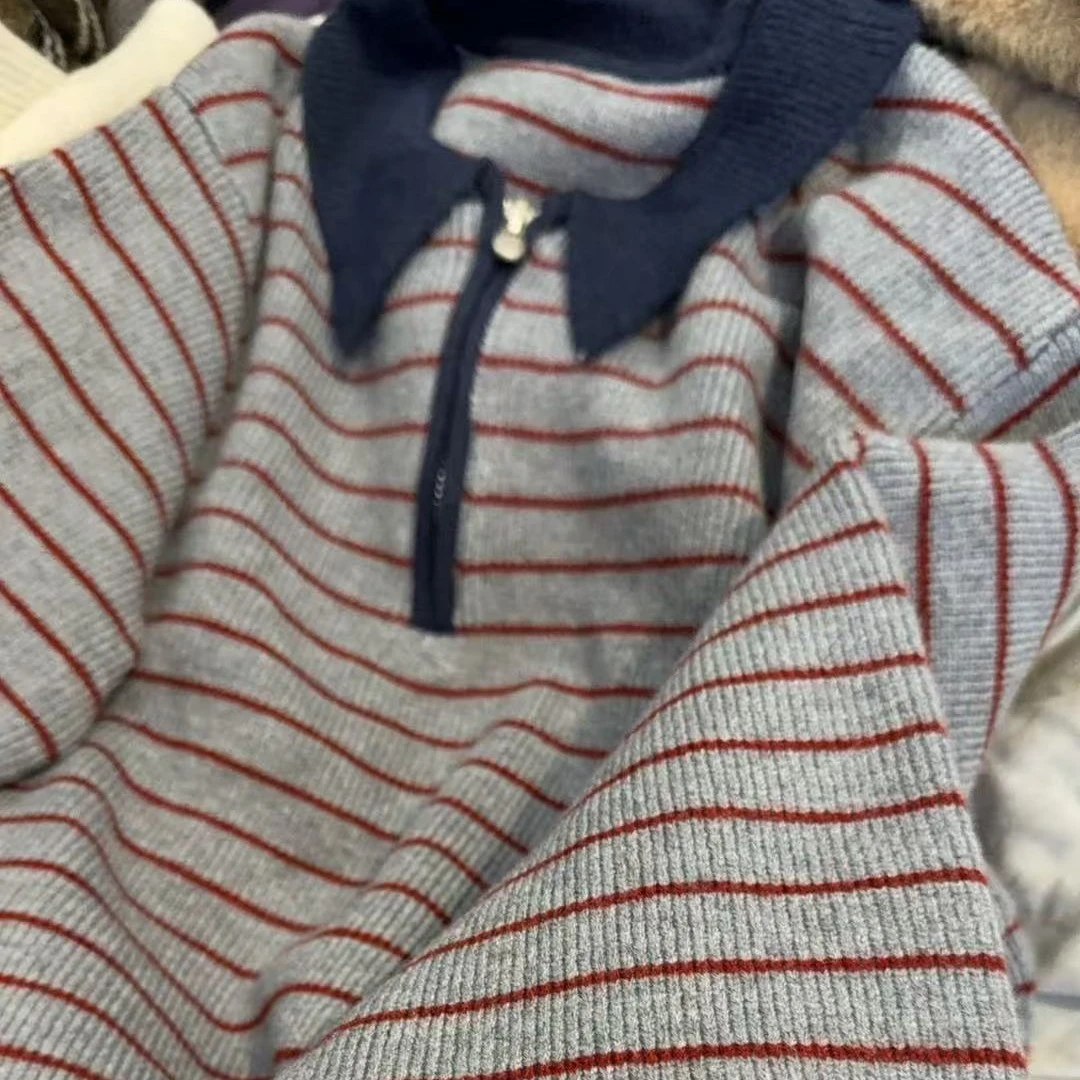 培培自留款条条针织上衣