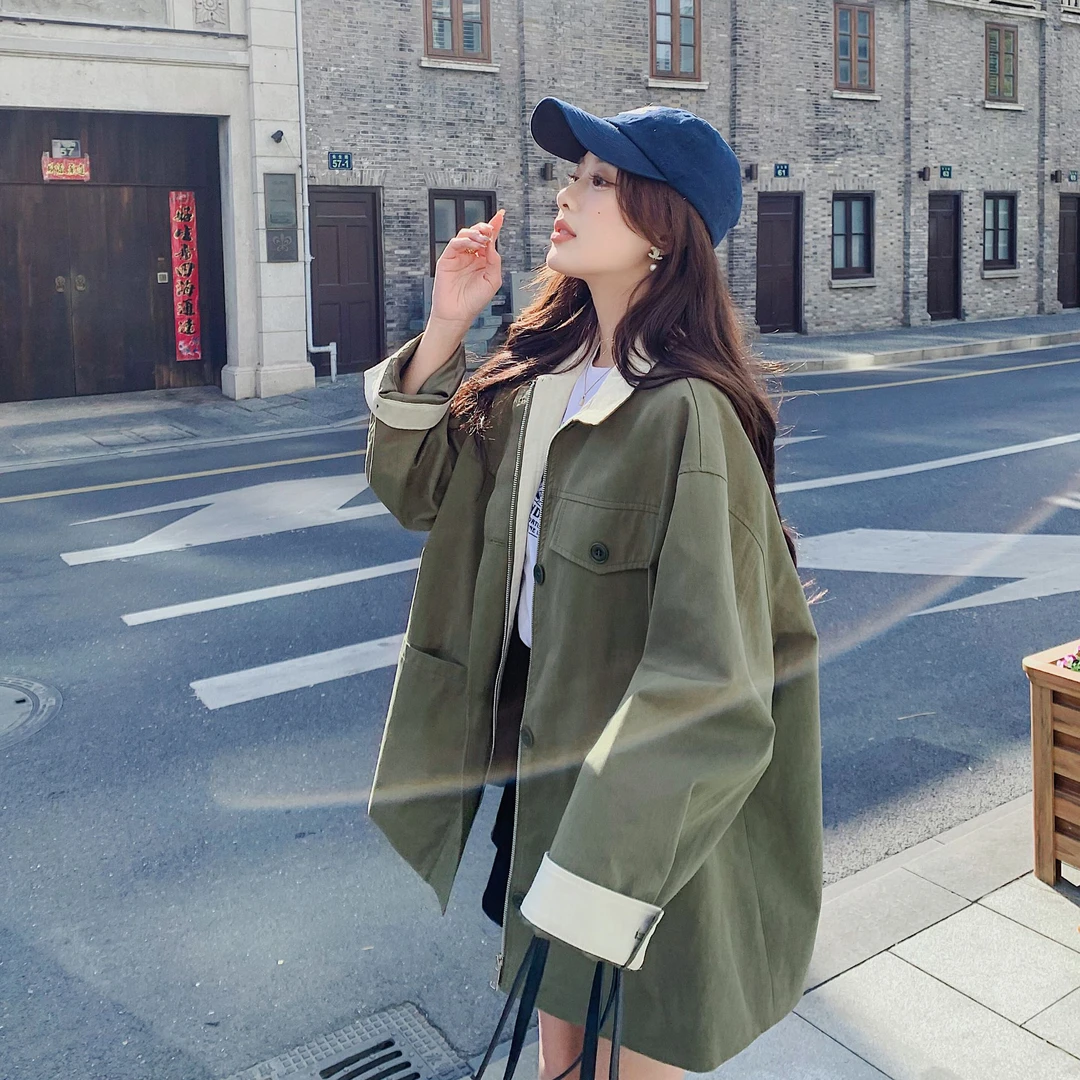 军绿色工装风衣外套女春季2025新款美式复古休闲学院风上衣