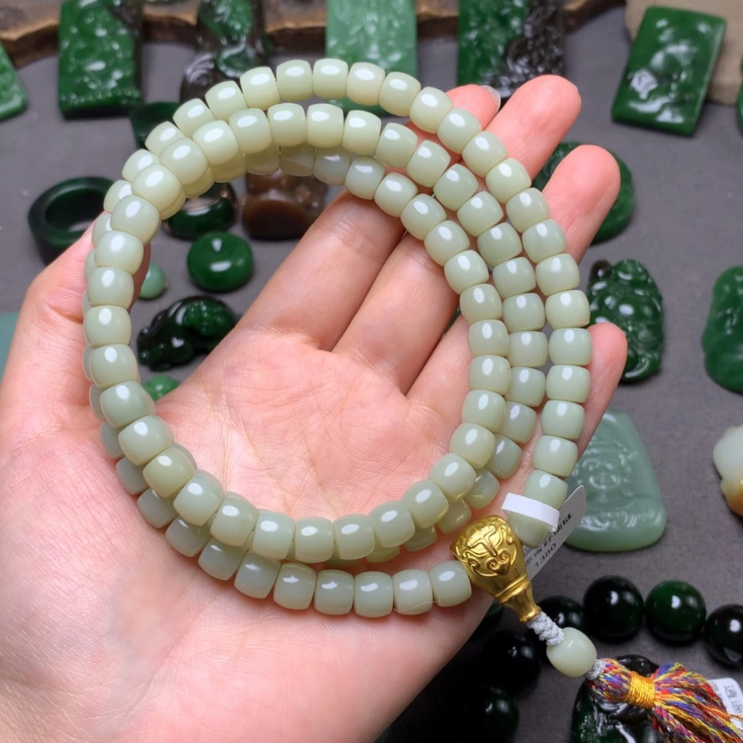 和田玉未镶嵌颈饰项链